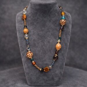Premier Designs Glass Roots Beaded Necklace